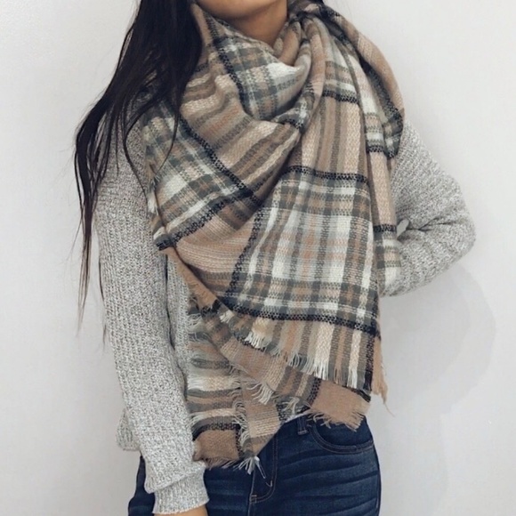 🆕 Juneau - Beige Plaid Blanket Scarf - Picture 2 of 7